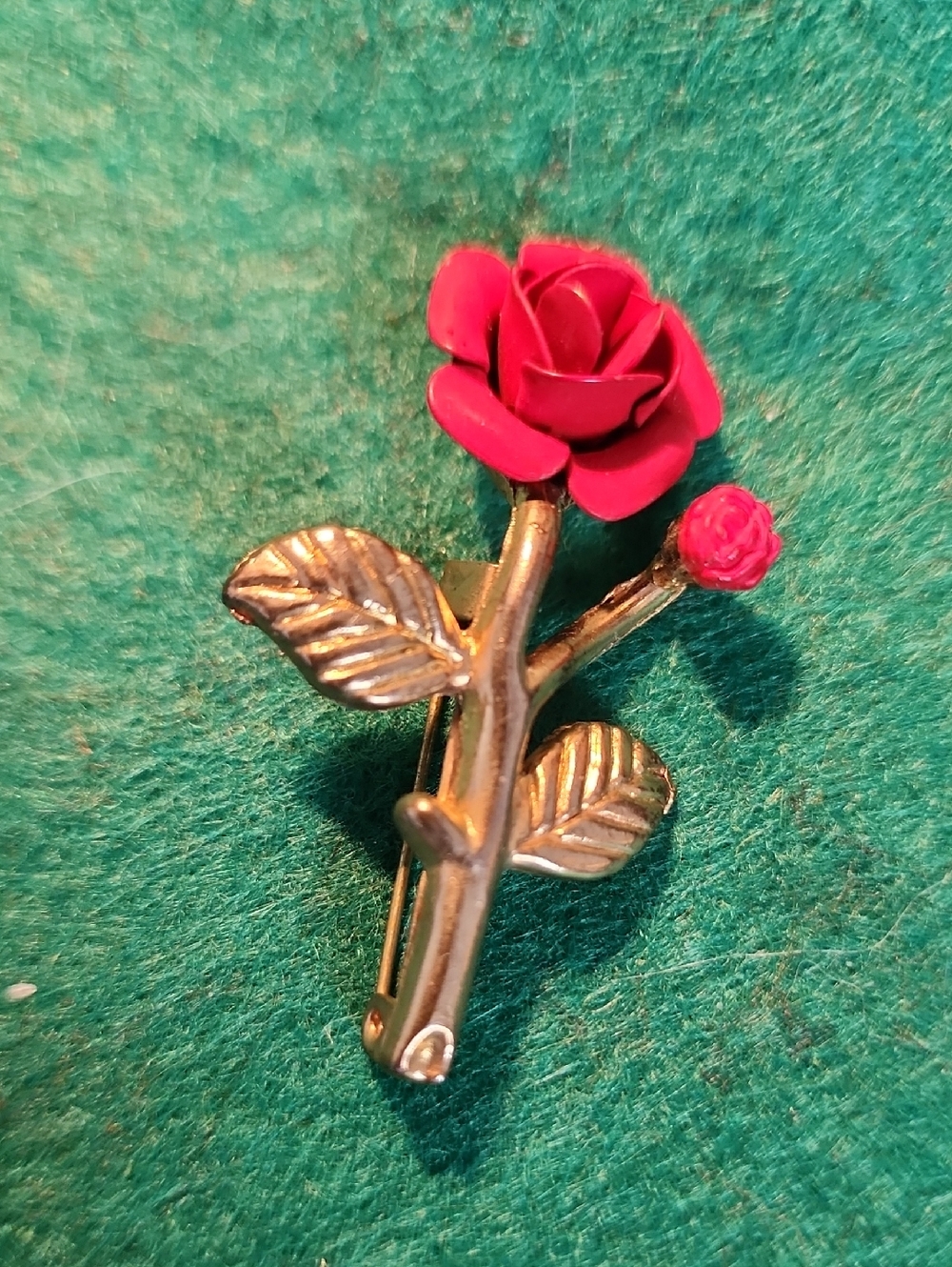 Red Rose Stem Brooch Pin - Women Accessories